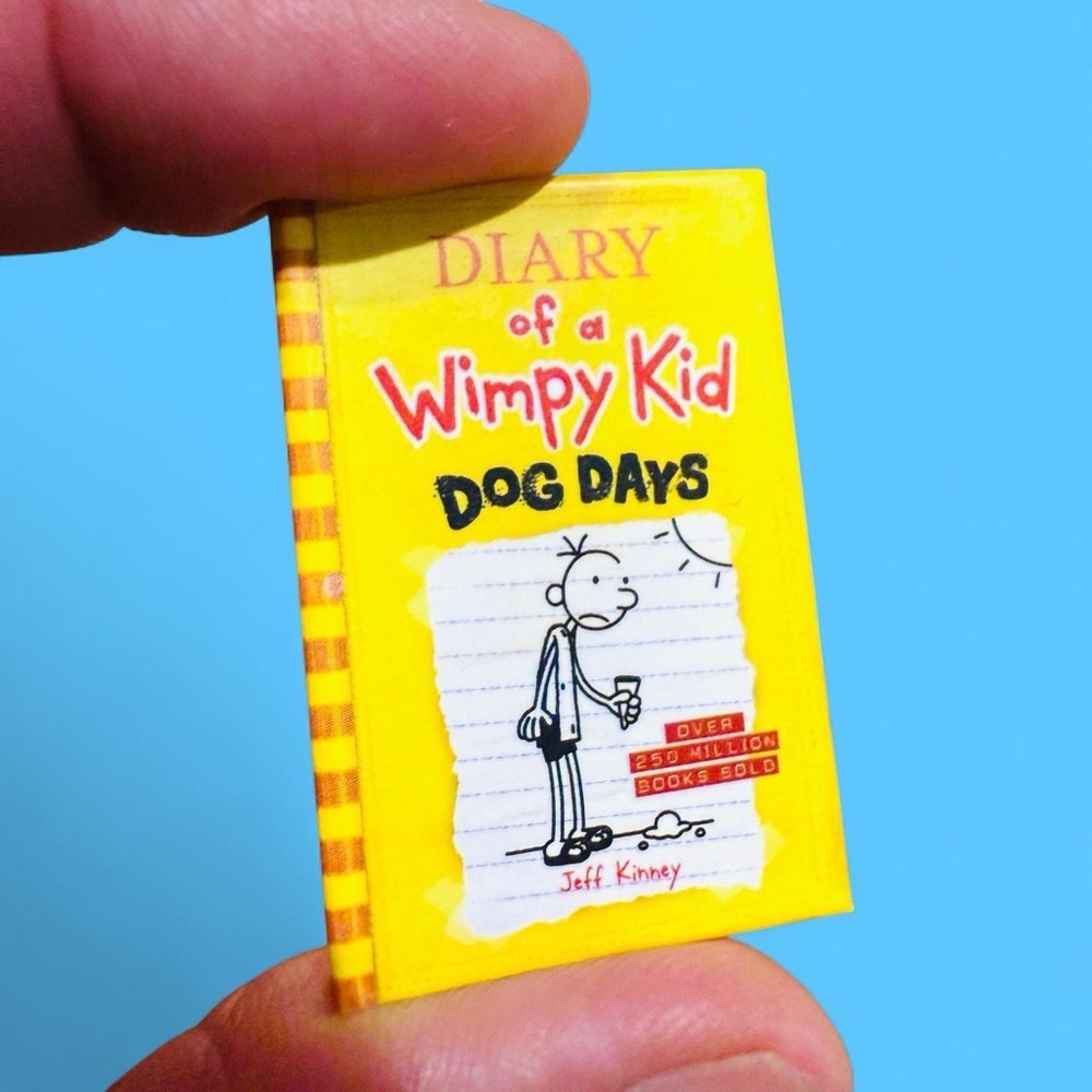 Zuru Mini Brands Books Rare: Diary of a Wimpy Kid Dog Days by Jeff Kinney